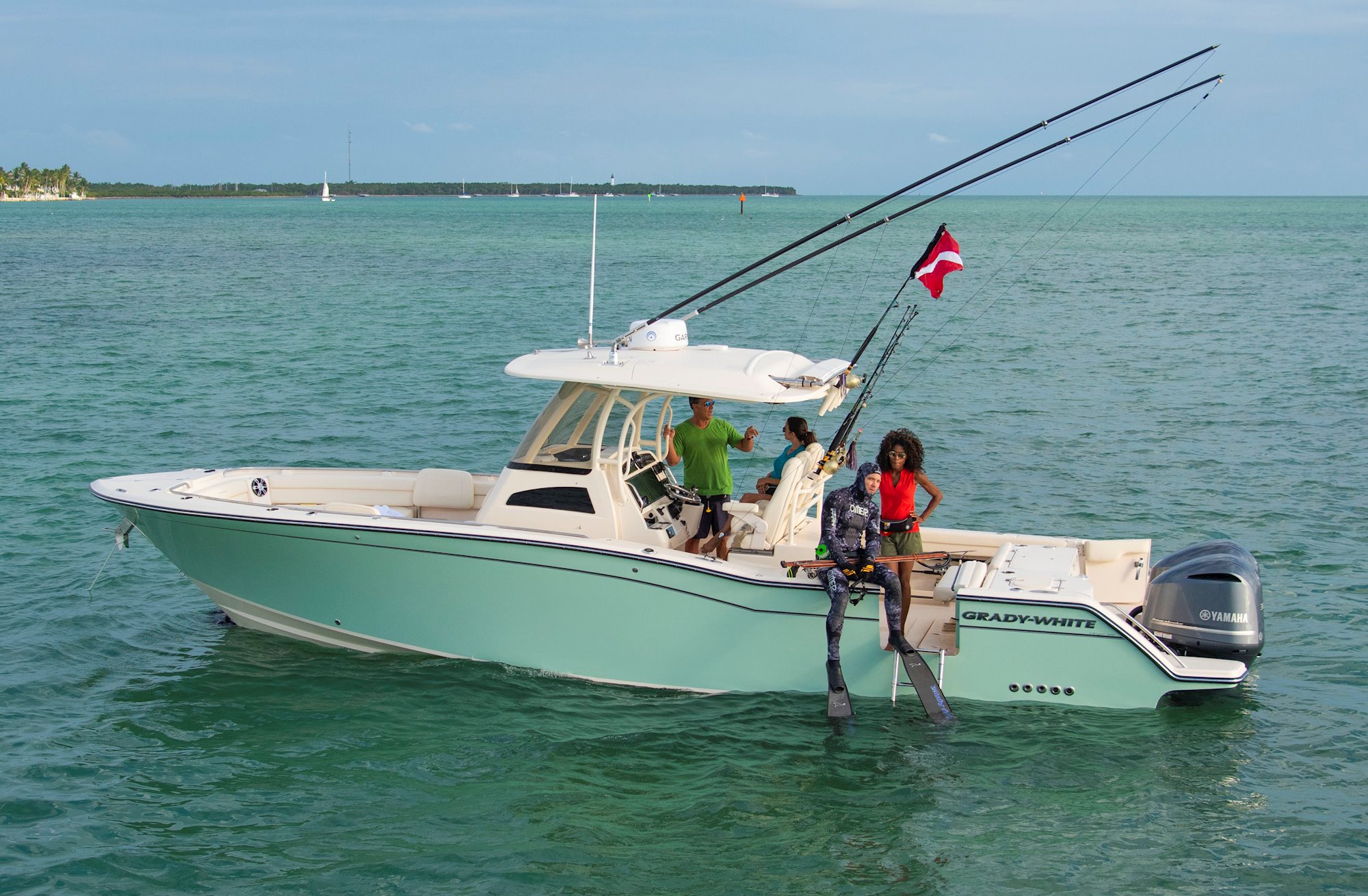 Grady-White | Canyon 326 Center Console