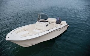 Grady-White Fisherman 216 21-foot center console boat bow forward profile
