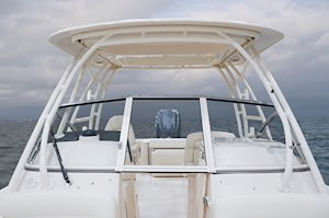 Grady-White Freedom 235 23-foot dual console windshield