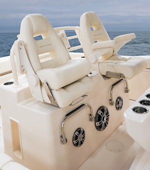 Grady-White Canyon 306 30-foot center console helm seats