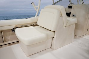 Grady-White Freedom 235 23-foot dual console adjustable lounge seat