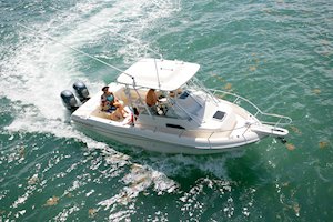 Grady-White Freedom 232 23-foot walkaround cabin fishing boat running from above