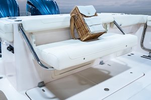 Grady-White Canyon 326 32-foot center console foldaway aft bench seat